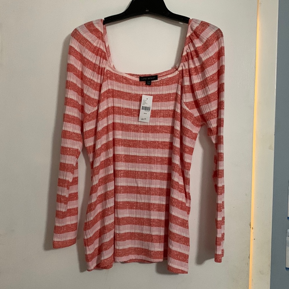 Lane Bryant size 14/16 long sleeve shirt